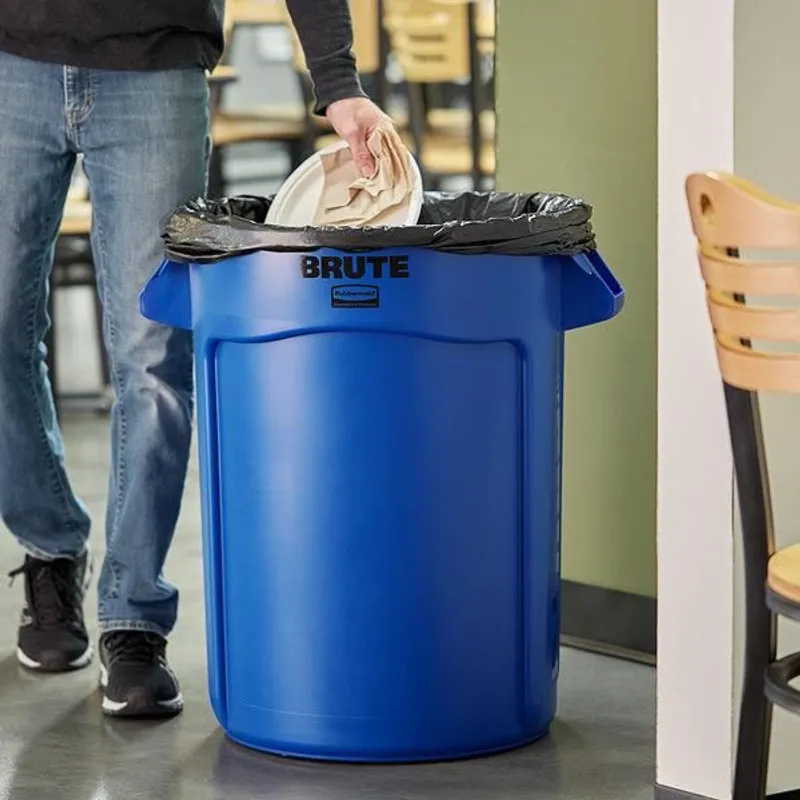 Rubbermaid Brute törhetetlen szemetes konténer 121.1 literes-kék