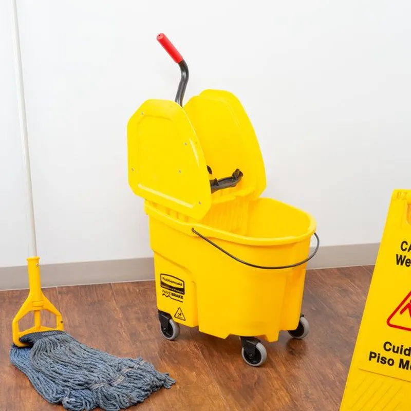 Rubbermaid WaveBrake felmosókocsi, mop facsaróval, kifröccsenésgátlóval - sárga