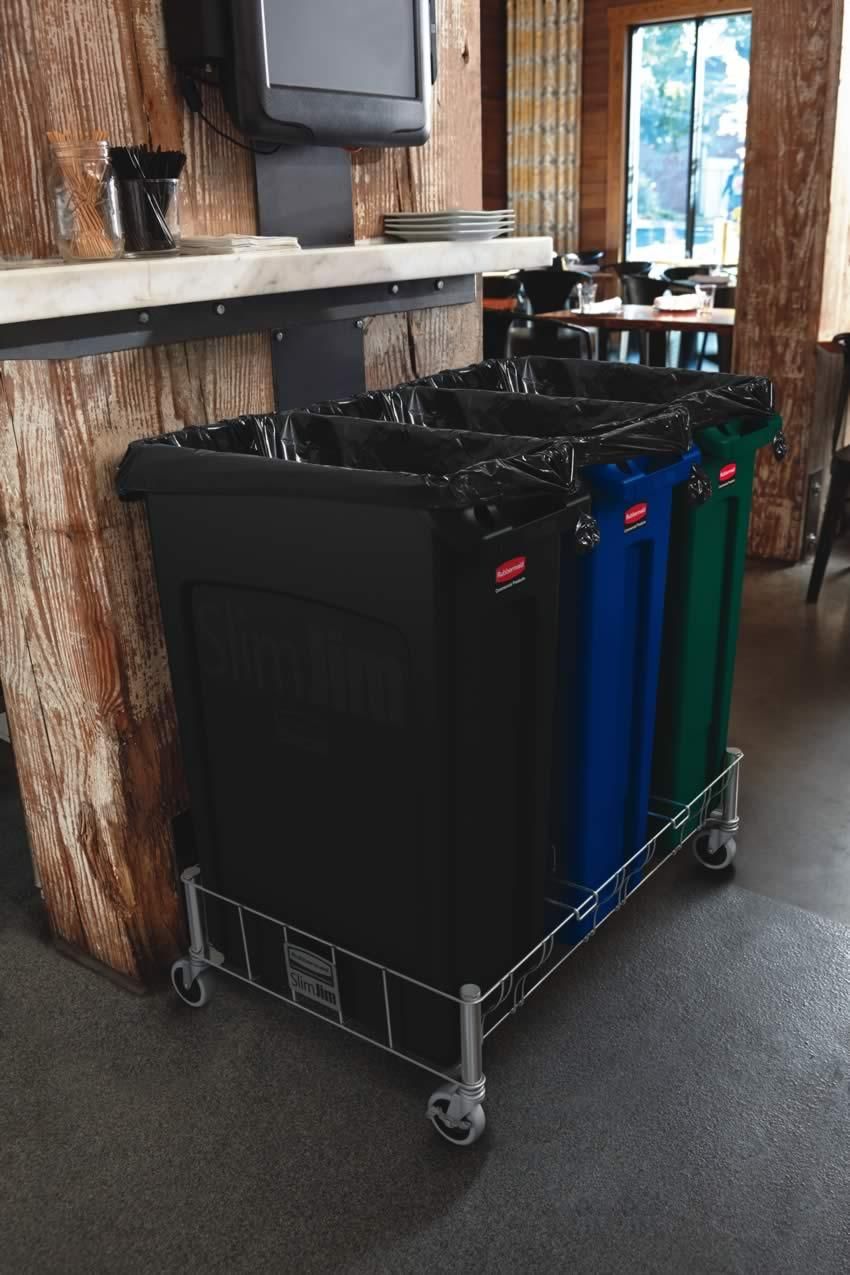 Rubbermaid Slim Jim szemetes kuka- 87 literes-fekete