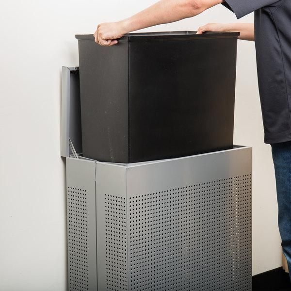 Rubbermaid Sziluett design szemetes 85L ezüst