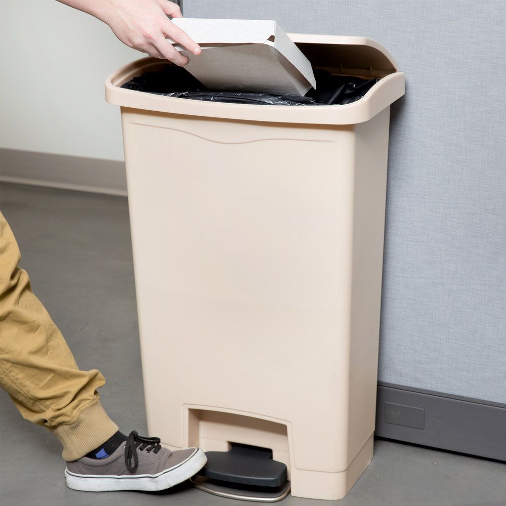 Rubbermaid Step-On keskeny pedálos szemetes kuka-bézs-50 literes