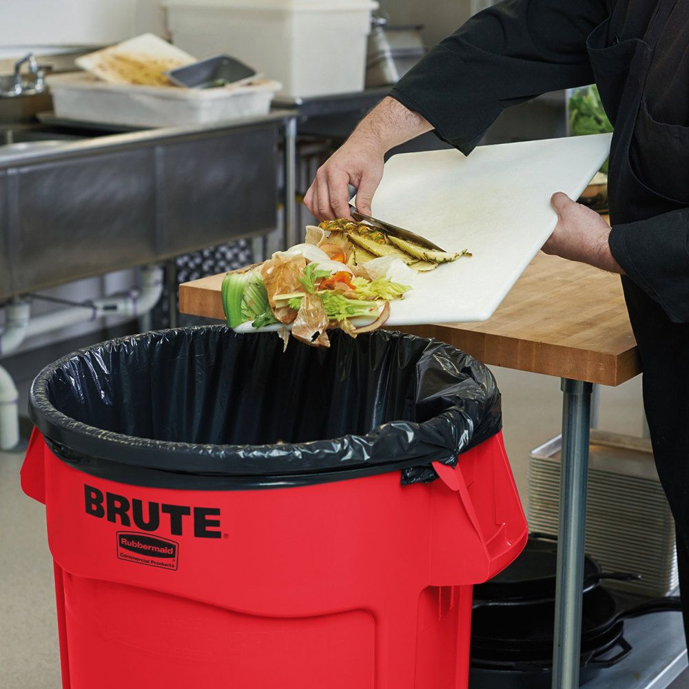 Rubbermaid Brute törhetetlen szemetes kuka-166,5L-piros