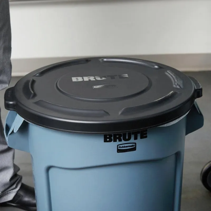 Rubbermaid Brute konténer tető 75,5L-es szemeteshez-fekete
