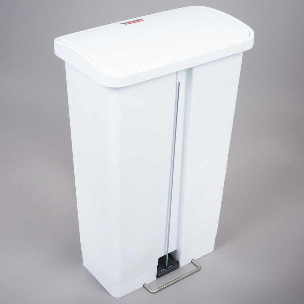 Rubbermaid Step On keskeny pedálos szemetes, 50 L-es fehér