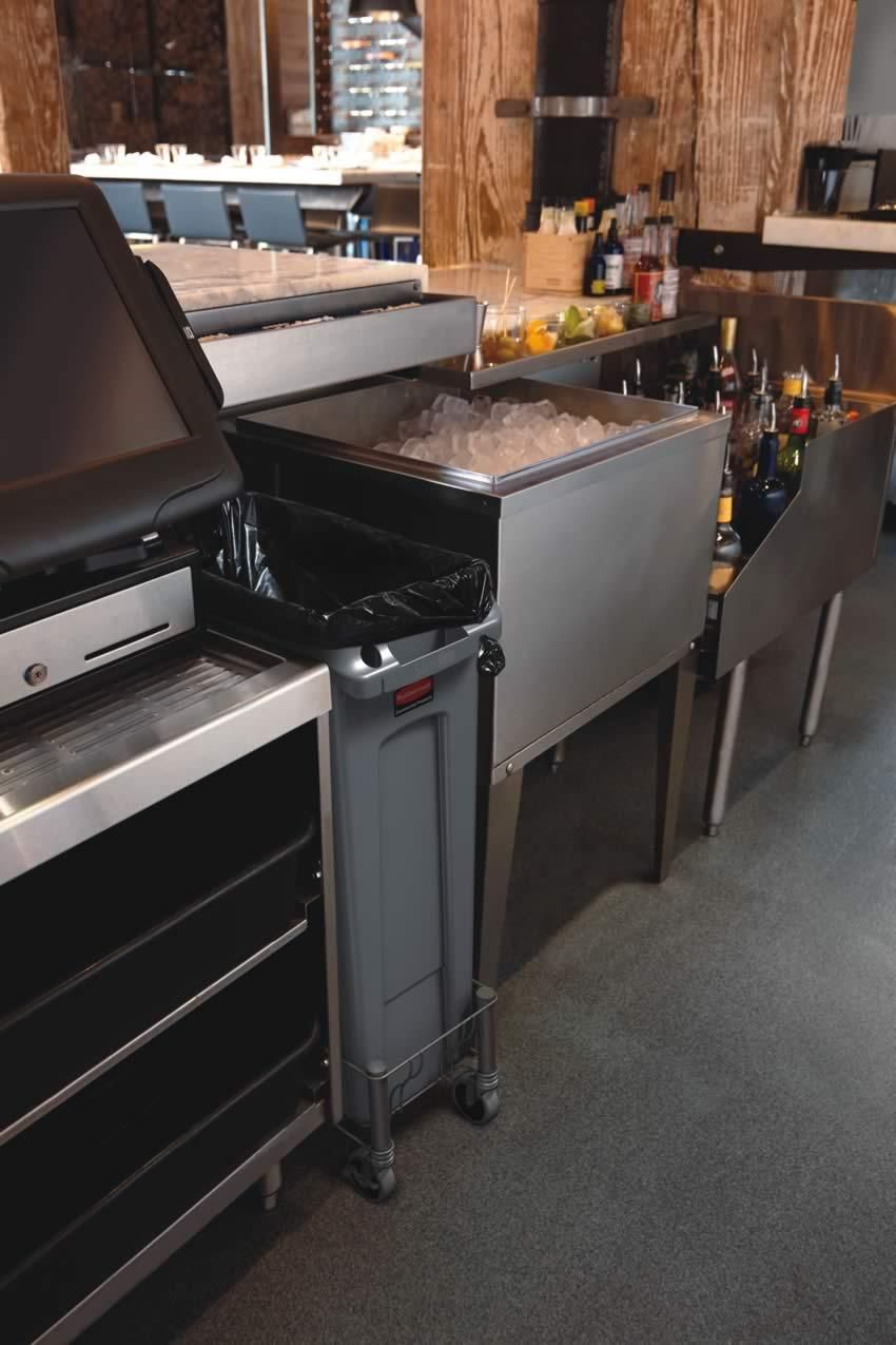 Rubbermaid Slim Jim keskeny szemetes kuka 60L szürke