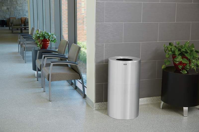 Rubbermaid 132,5L-es alumínium konténer, ezüst