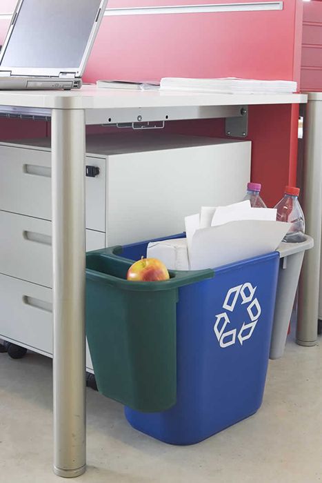 Rubbermaid oldalkuka FG295673BLUE szemeteshez-zöld