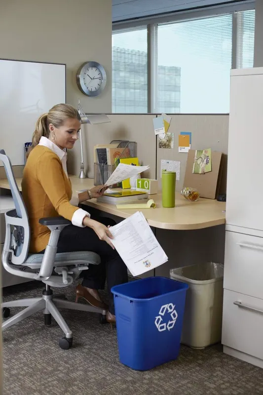 Rubbermaid 26,6 literes szelektív szemetes kuka - műanyag