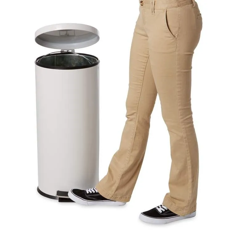 Rubbermaid pedálos szemetes, rozsdamentes 30L-es, fehér